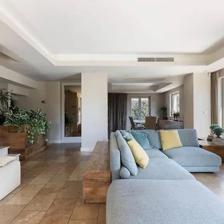 Rose Horizon Residences - Private Pool Of Apartament